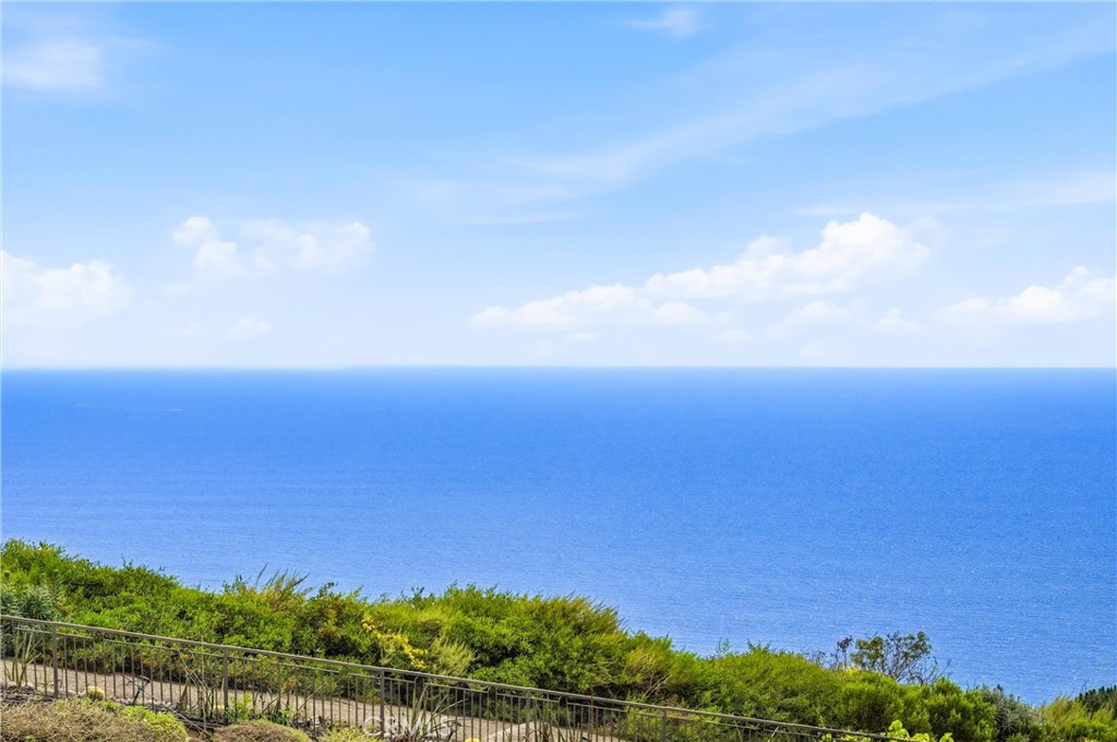 22 Le Conte Property Photo 33