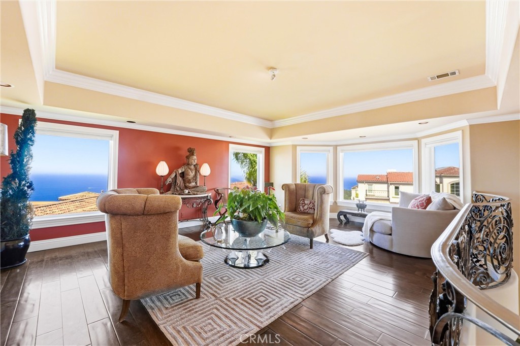 22 Le Conte Property Photo 37