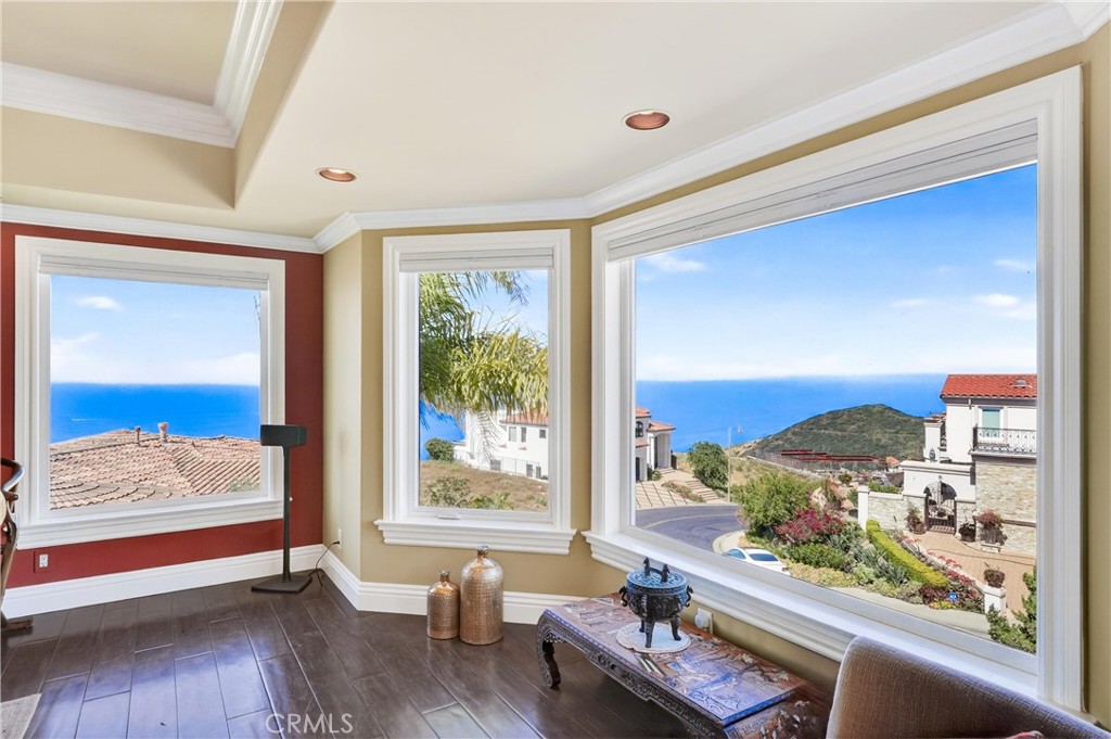 22 Le Conte Property Photo 38