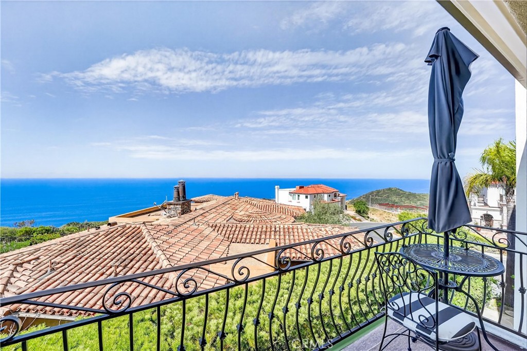 22 Le Conte Property Photo 41