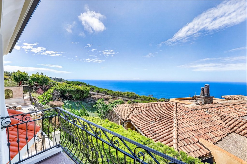 22 Le Conte Property Photo 42
