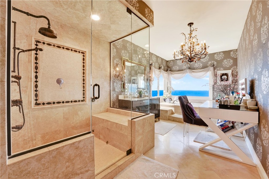 22 Le Conte Property Photo 44