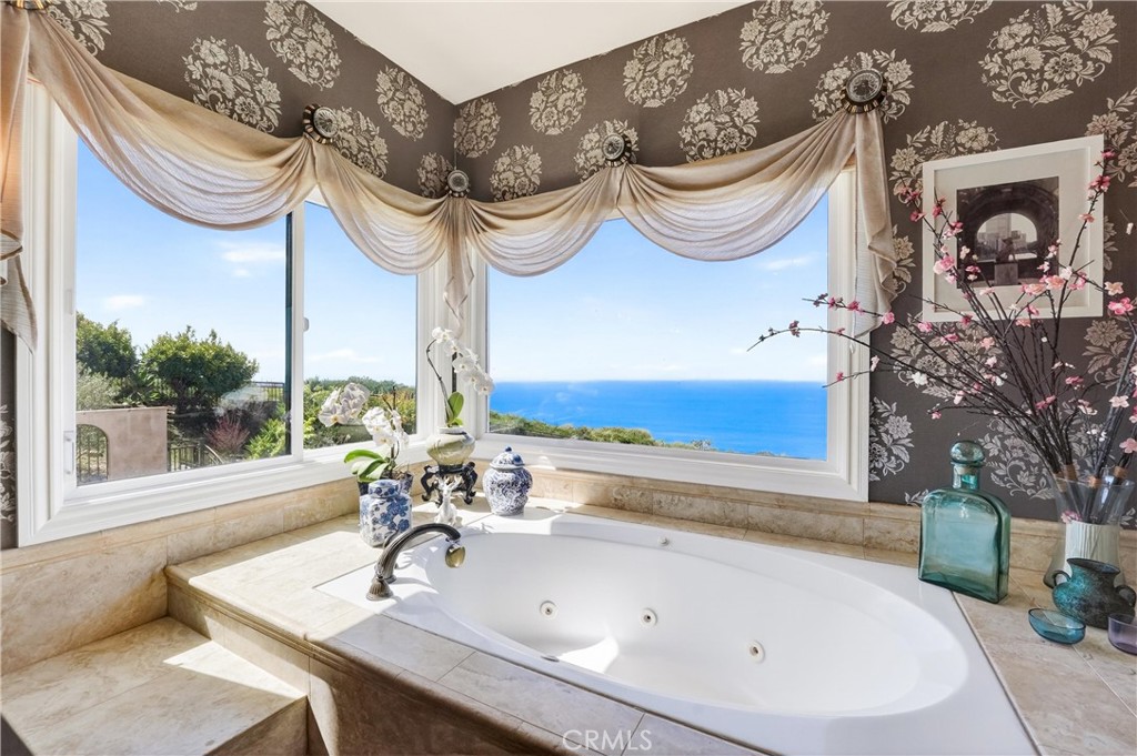 22 Le Conte Property Photo 46