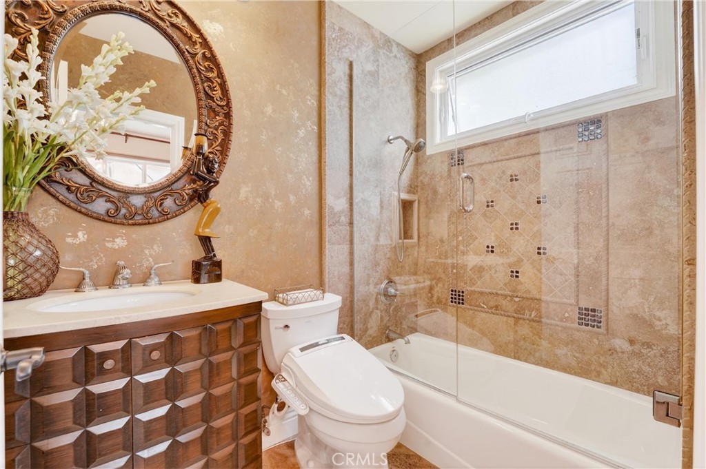 22 Le Conte Property Photo 50