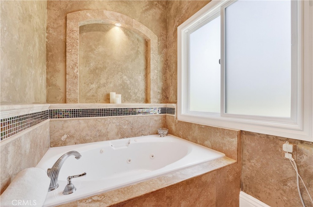 22 Le Conte Property Photo 55