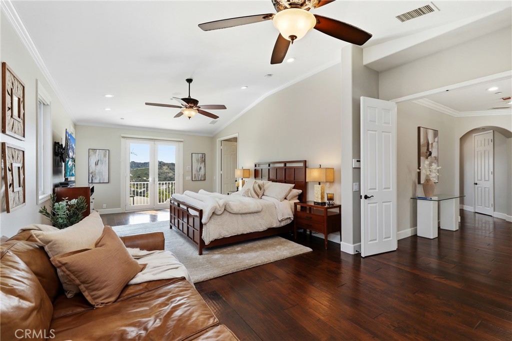 45 Panorama Property Photo 31