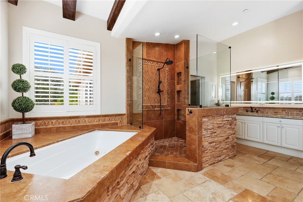 45 Panorama Property Photo 36