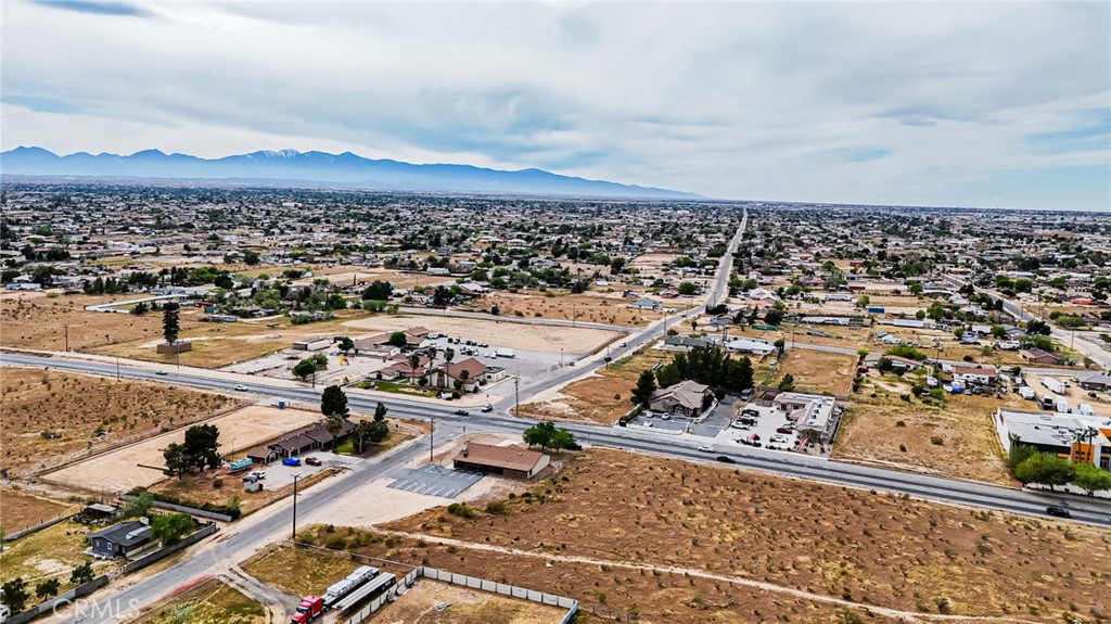 11695 Hesperia Road Property Photo 10
