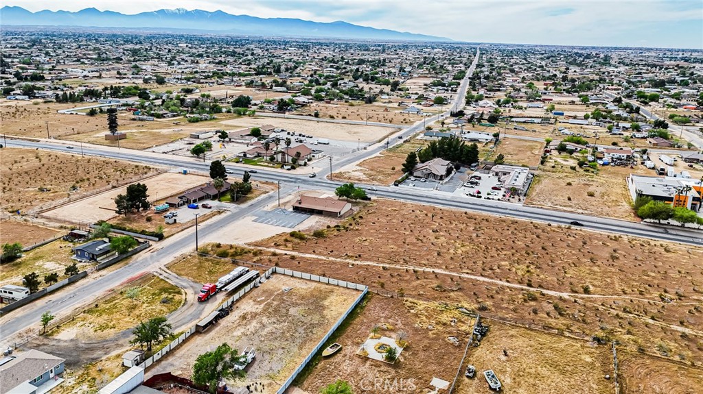 11695 Hesperia Road Property Photo 11