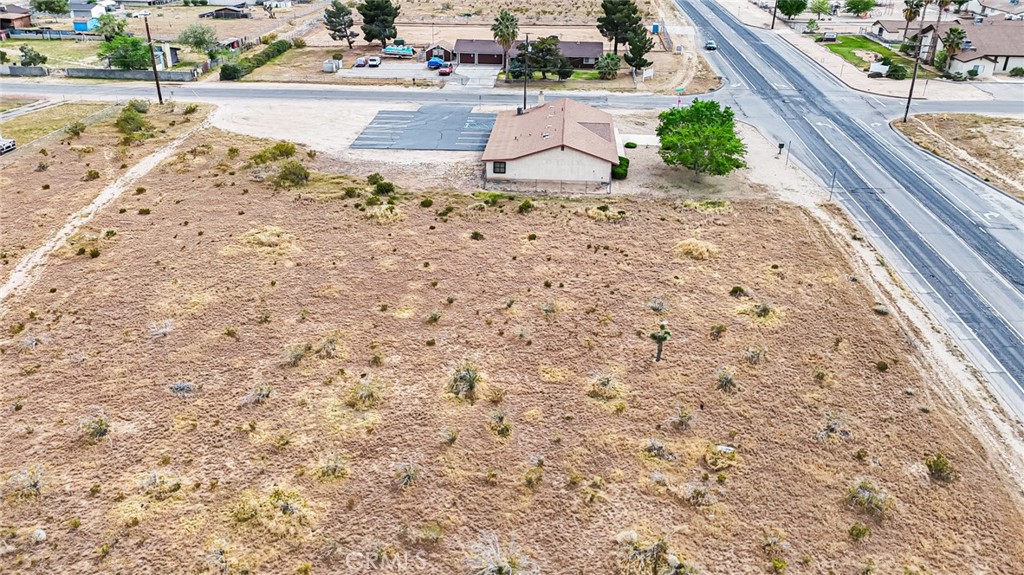 11695 Hesperia Road Property Photo 21
