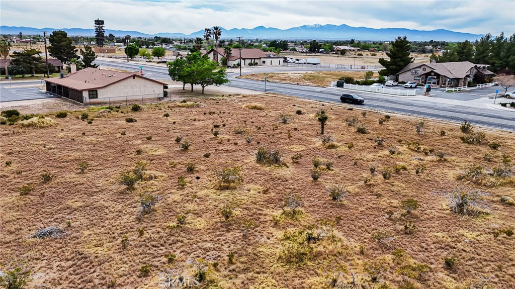 11695 Hesperia Road Property Photo 23