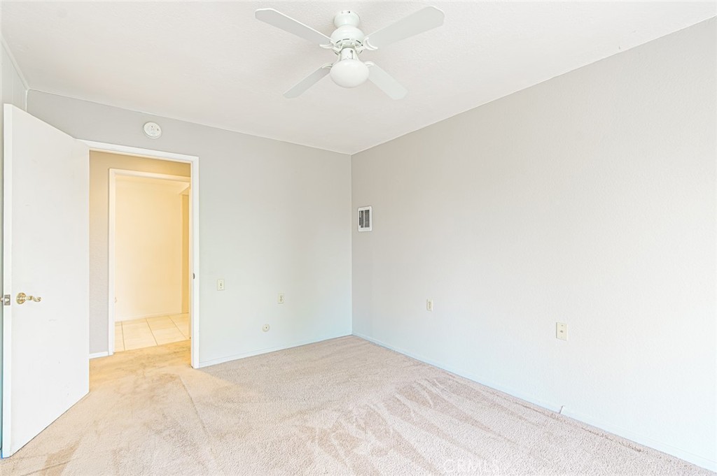 957 Calle Aragon O Property Photo 15