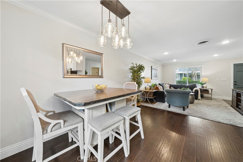 2414 Niagara Property Photo 5