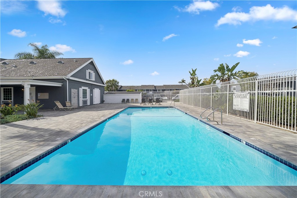 2414 Niagara Property Photo 15