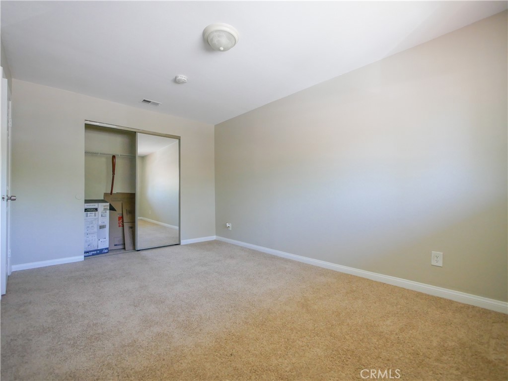 1518 Border G Property Photo 10