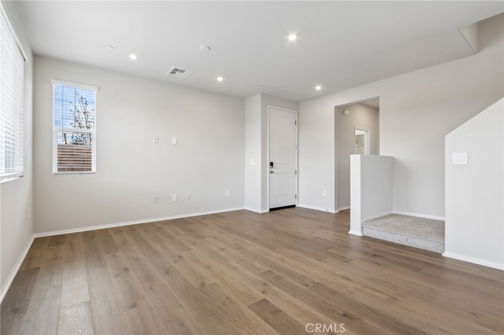 28228 Via Somantano Property Photo 5