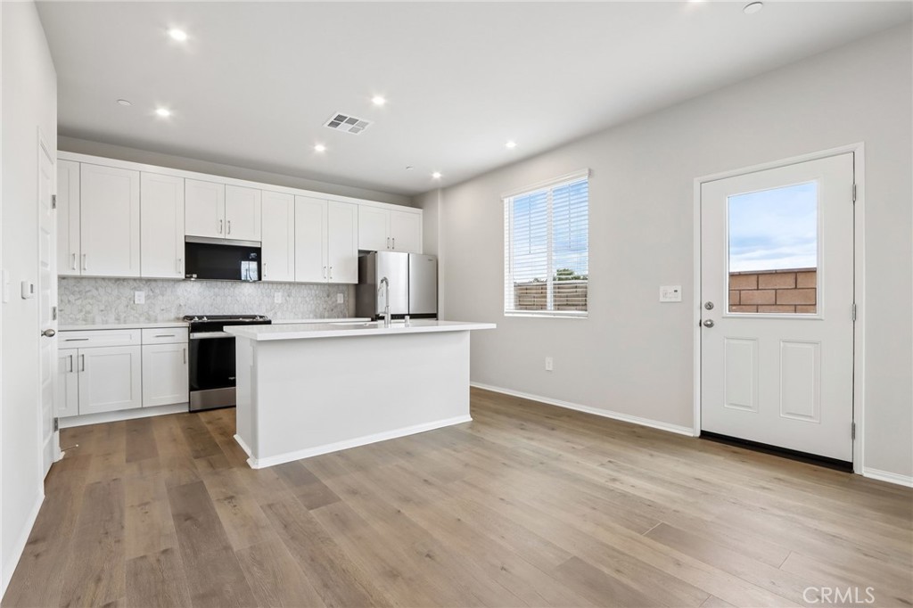 28228 Via Somantano Property Photo 9