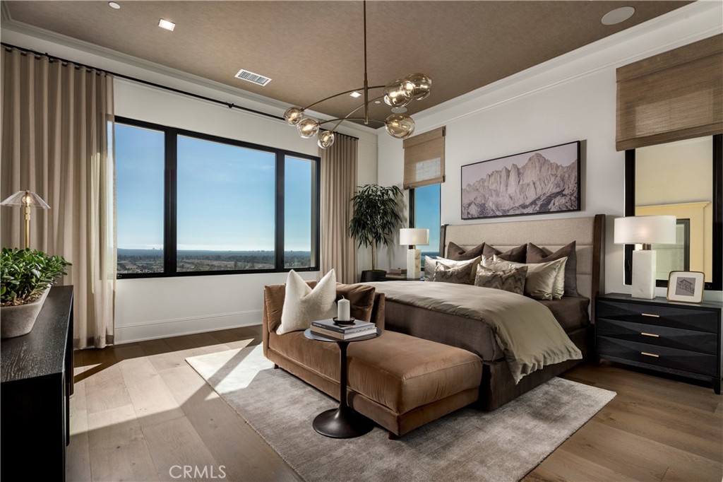 540 Sahara Property Photo 12