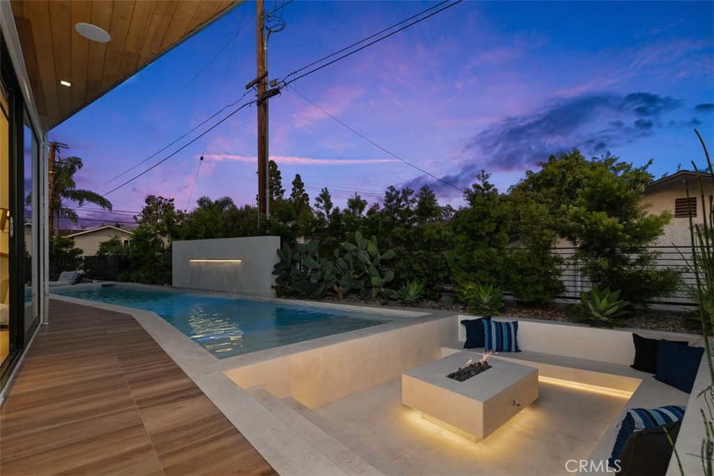2398 Redlands Drive Property Photo 42