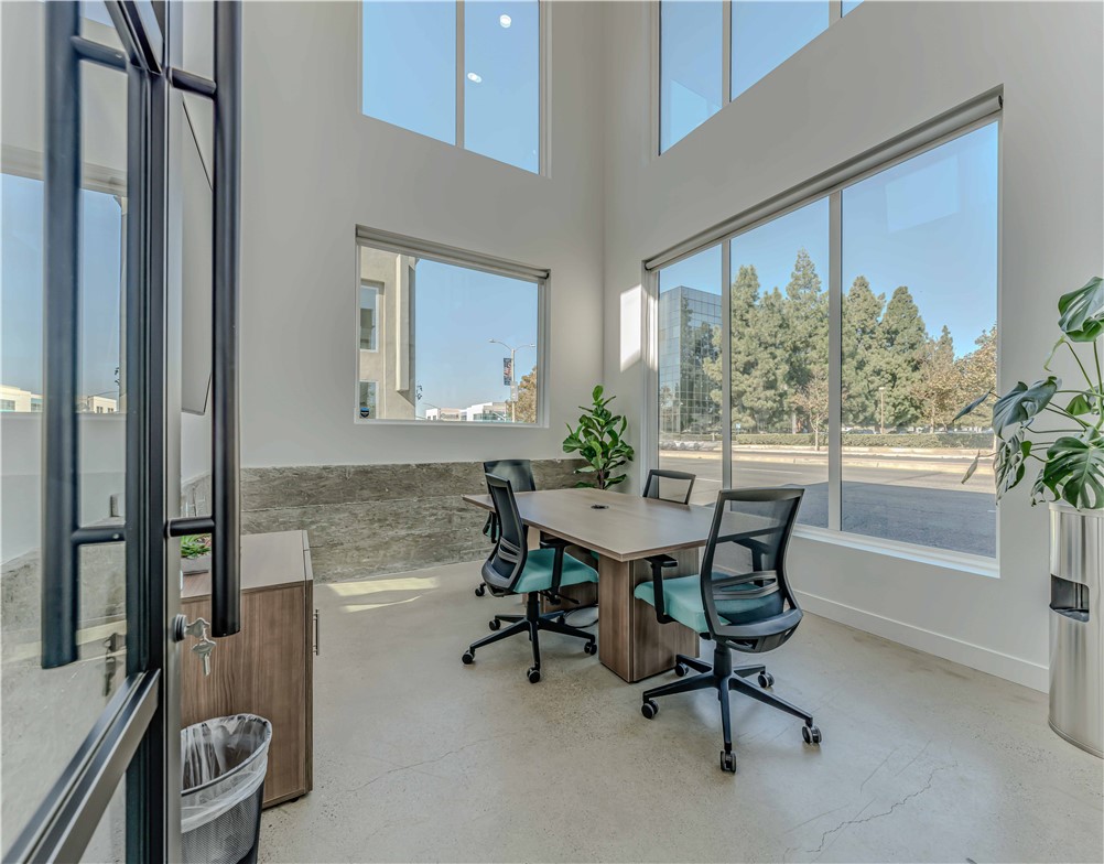 11224 Garden Grove Boulevard 16 Property Photo 6