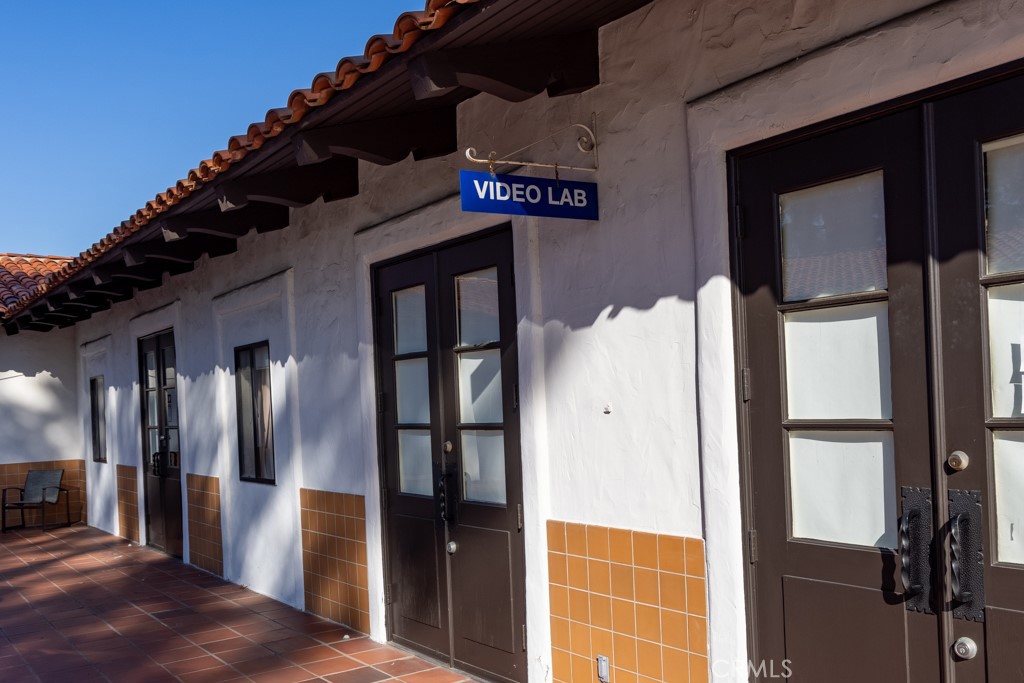 2313 Via Puerta Q Property Photo 25