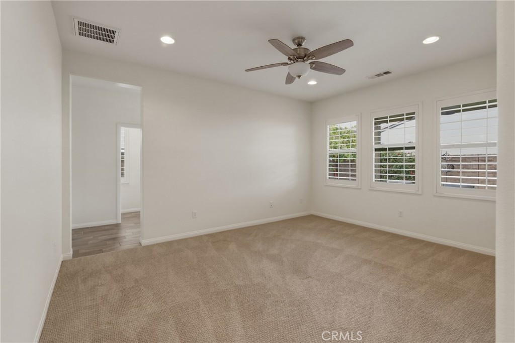 9 Buscar Property Photo 10