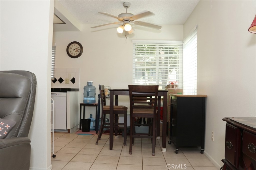 1505 S Raitt 97 Property Photo 3