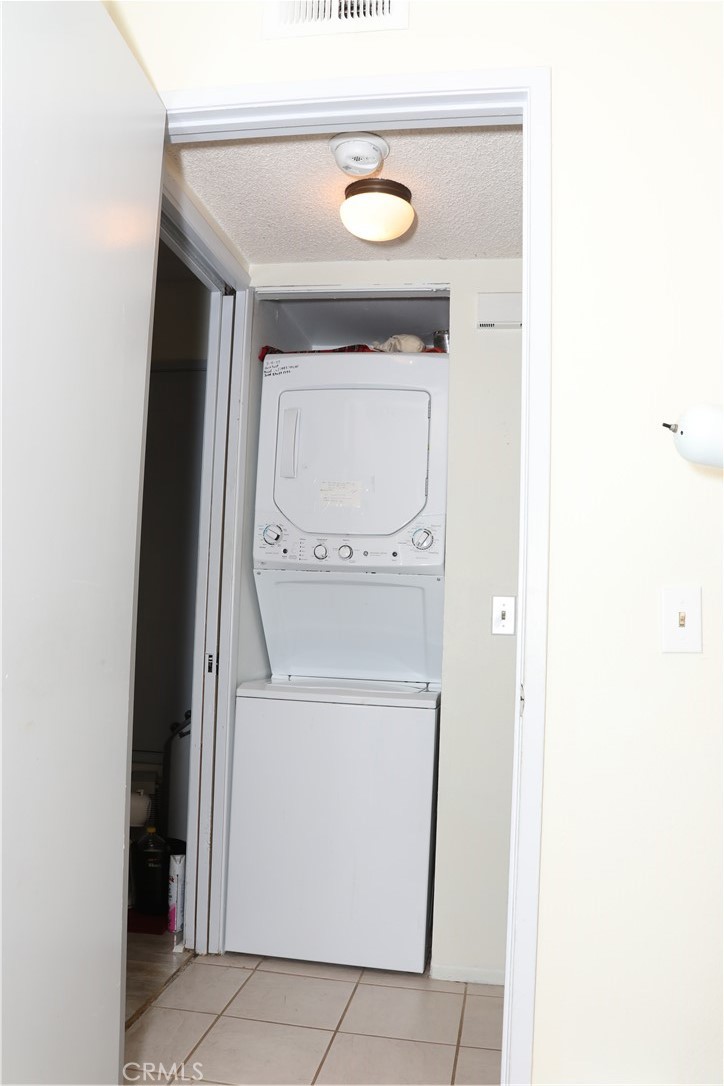1505 S Raitt 97 Property Photo 8