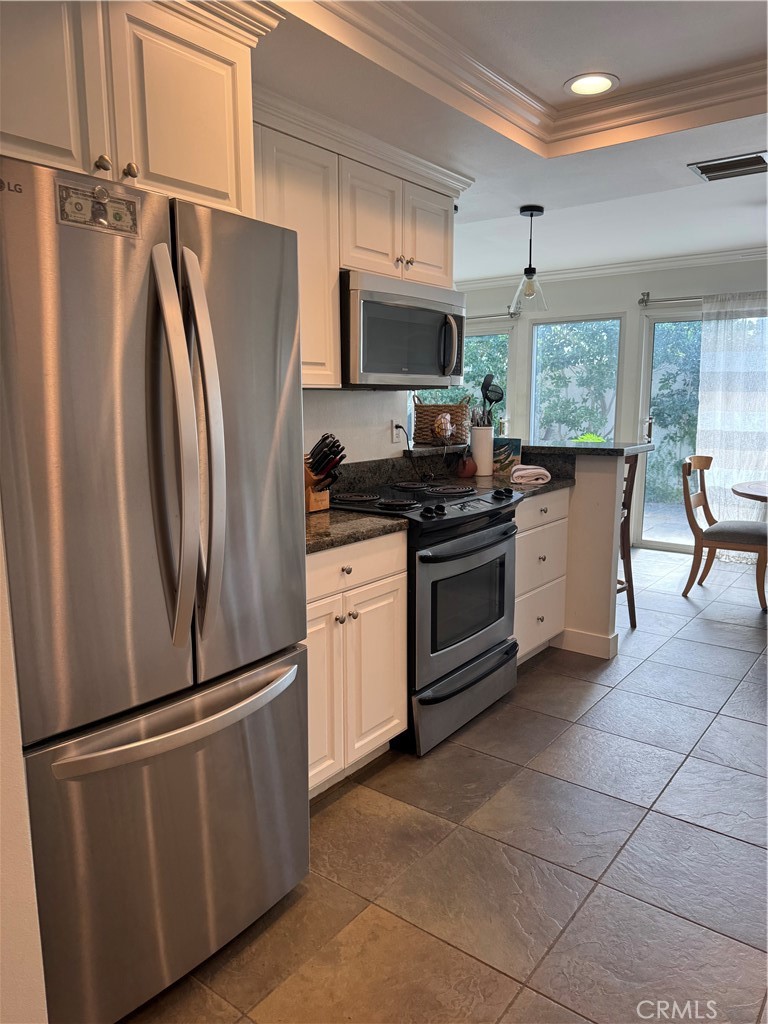 2522 University Property Photo 4