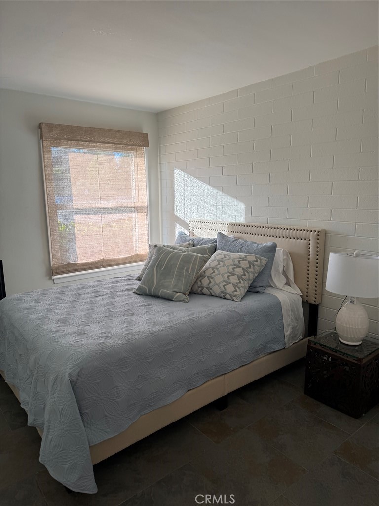 2522 University Property Photo 13