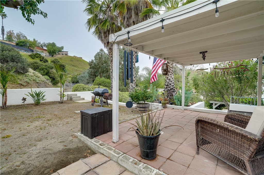 11111 Spanish Hills Property Photo 6