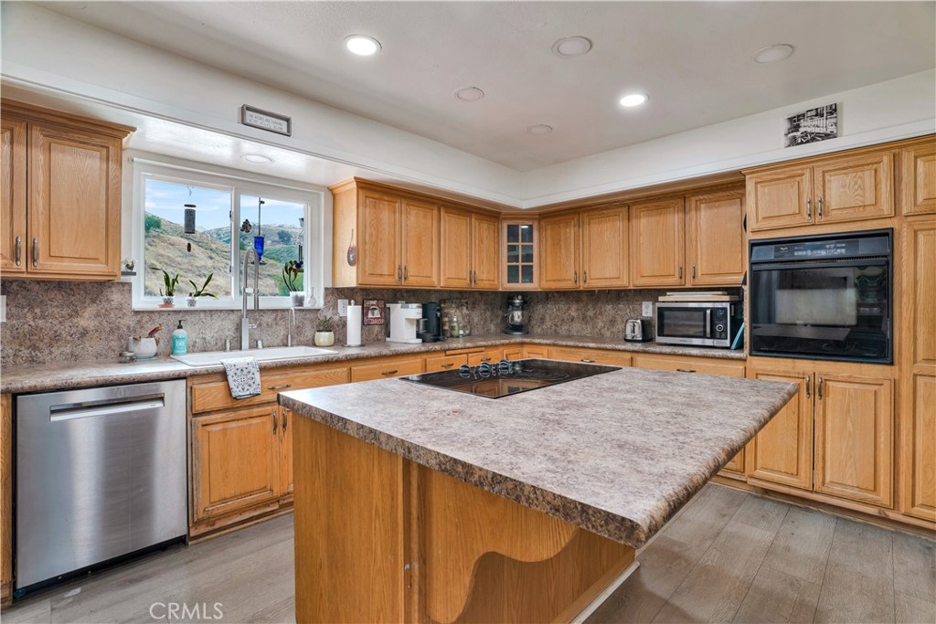 11111 Spanish Hills Property Photo 16