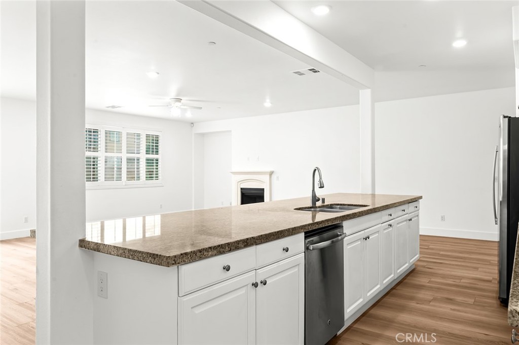 3694 S Grower Avenue Property Photo 12