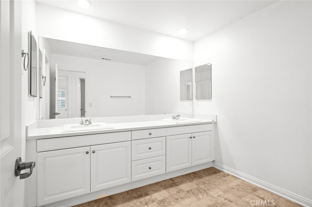 3694 S Grower Avenue Property Photo 45