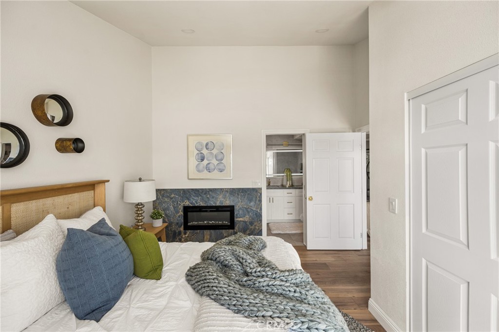 17110 Bluewater Lane Property Photo 35