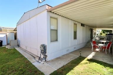 551 Lake Grove Way 165 Property Photo 4