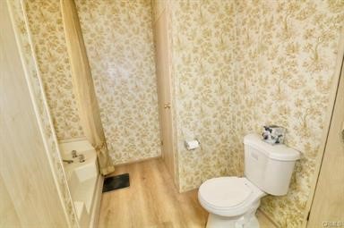 551 Lake Grove Way 165 Property Photo 26