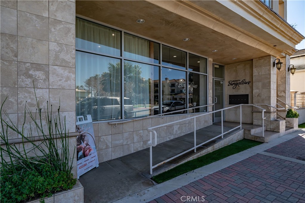 526 Main Property Photo 15