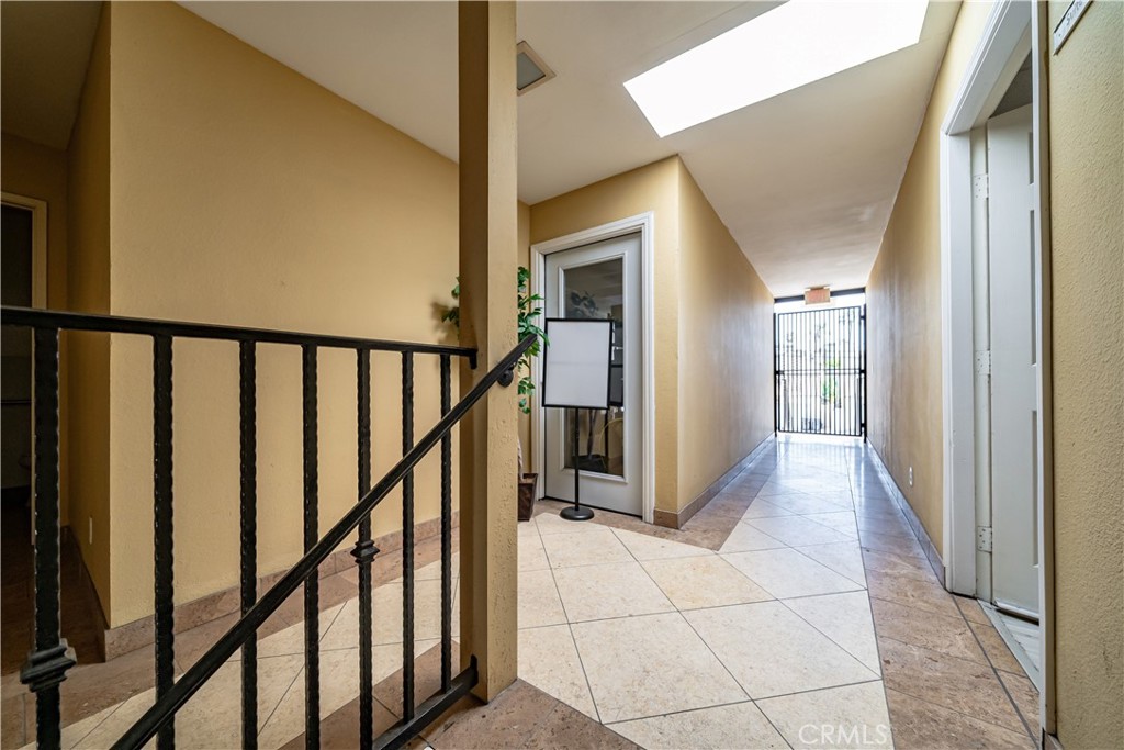 526 Main Property Photo 16