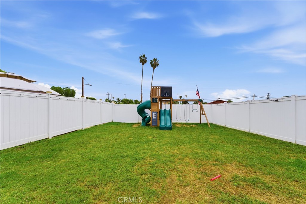 14335 Leffingwell Property Photo 4