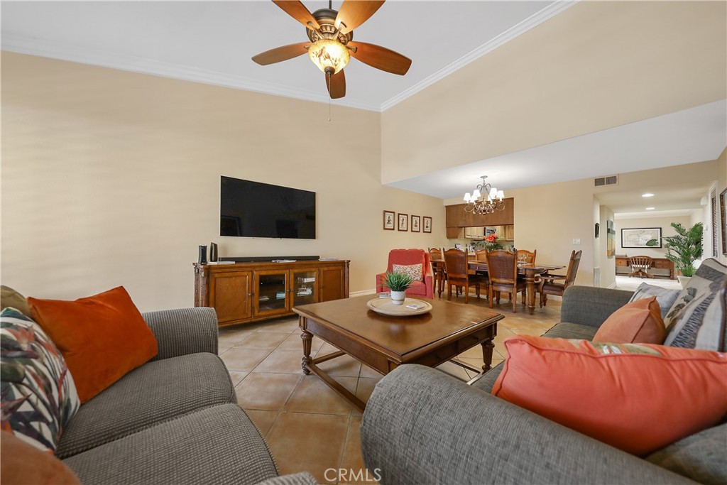 6 Tortosa Property Photo 3