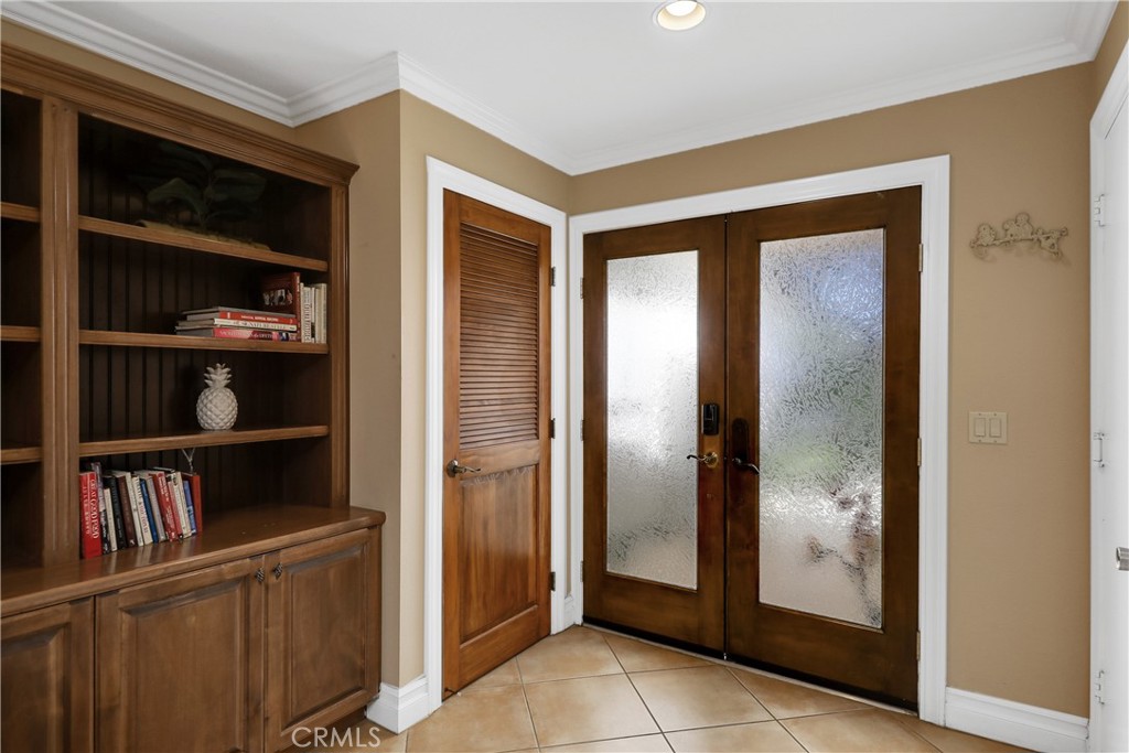 6 Tortosa Property Photo 12