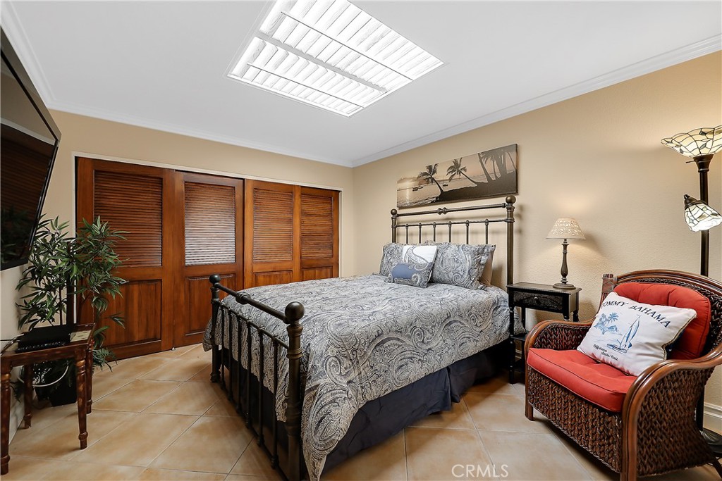 6 Tortosa Property Photo 18