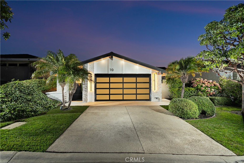 10 White Water Drive Property Photo 1
