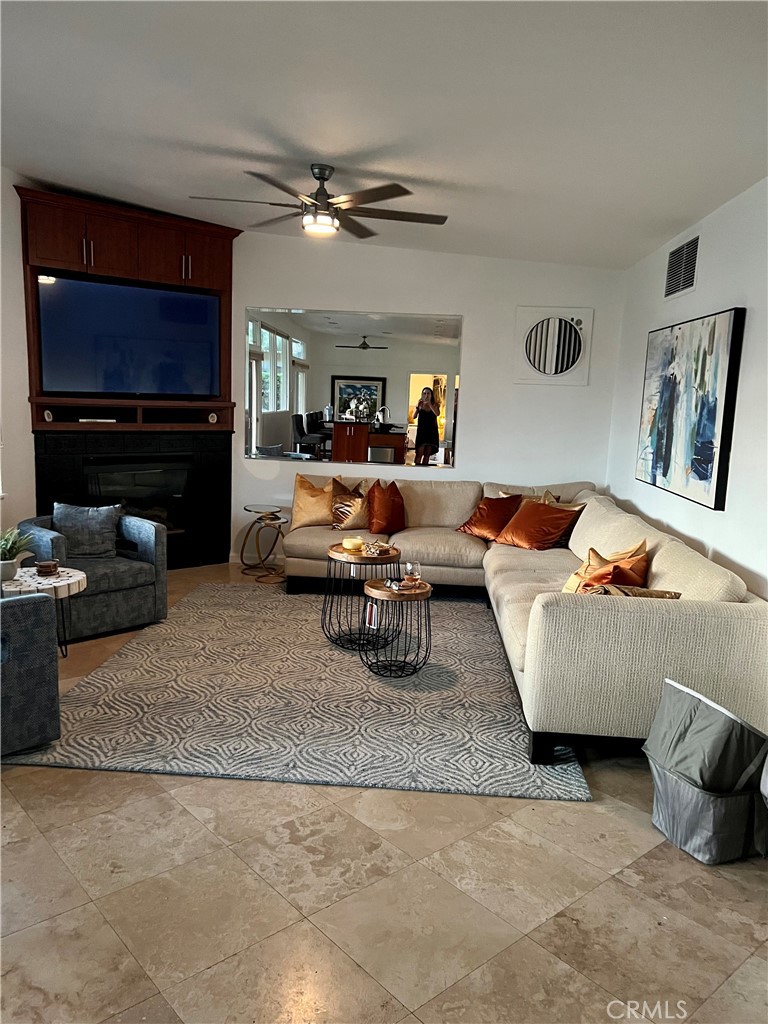 44753 Warner Trail Property Photo 4