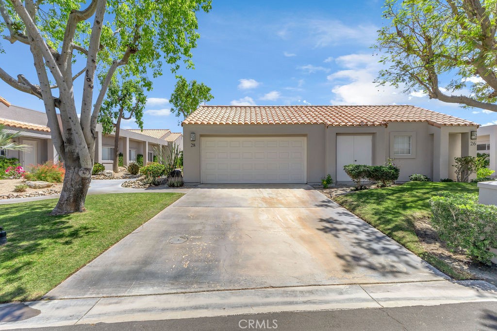 28 Oak Tree Property Photo 5