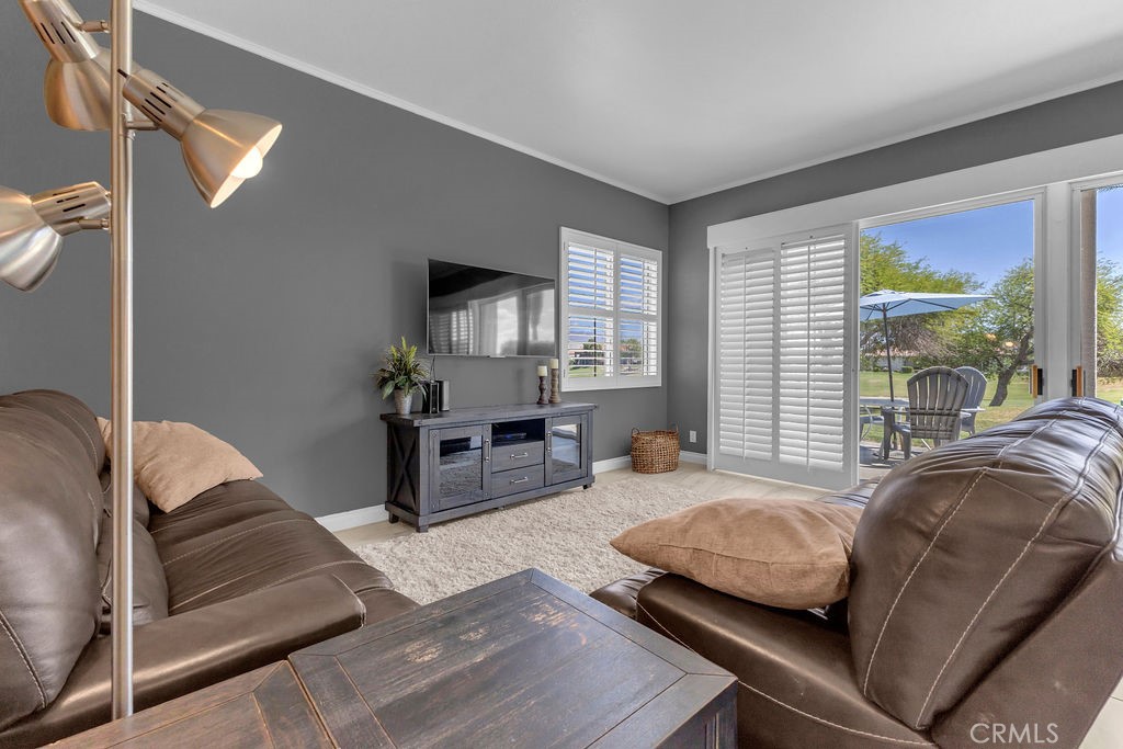 28 Oak Tree Property Photo 8
