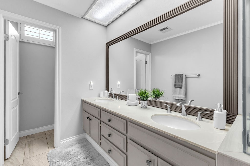 28 Oak Tree Property Photo 25