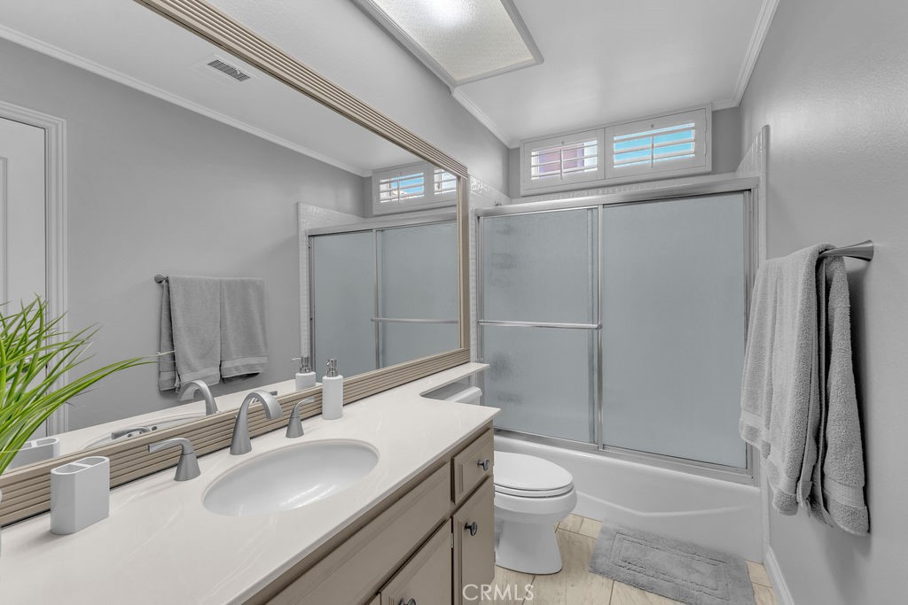28 Oak Tree Property Photo 28