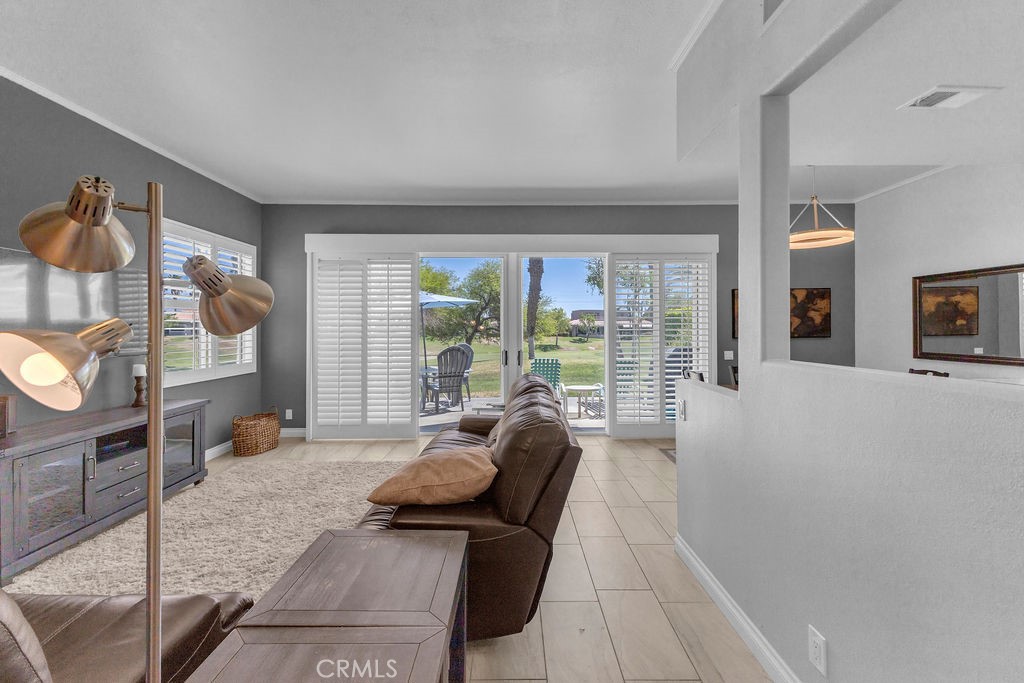 28 Oak Tree Property Photo 39